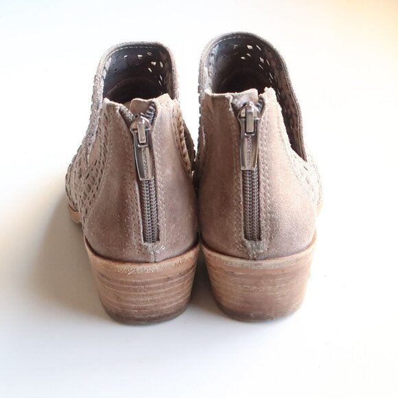 Vince Camuto Taupe Suede Leather Bock Heel Bohemian Ankle Boots Booties Size 8.5 - Picture 6 of 16